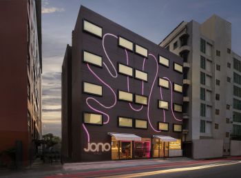 Boutique Corporation Public Company Limited launches its very first owned hotel under its high-flying new hotel brand Jono Hotels, in Sukhumvit Soi 16 as part of the successful Build Operate Sell (BOS) model